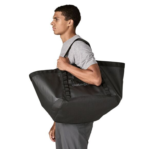 s*8様 新品　Patagonia Black Hole Gear Tote Patagonia Black Hole Gear Tote | evo Canada
