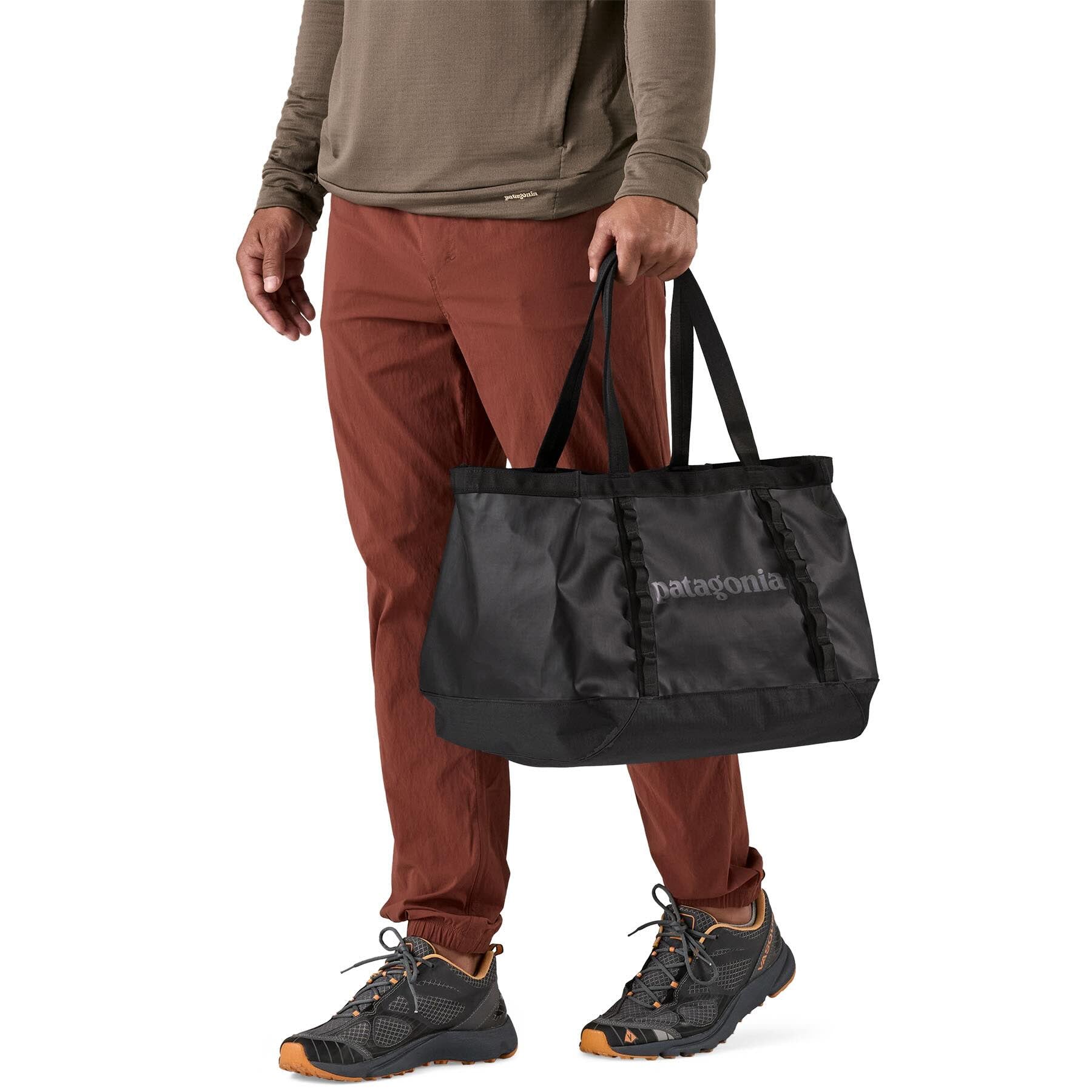 Black Hole Tote 25L 49032
