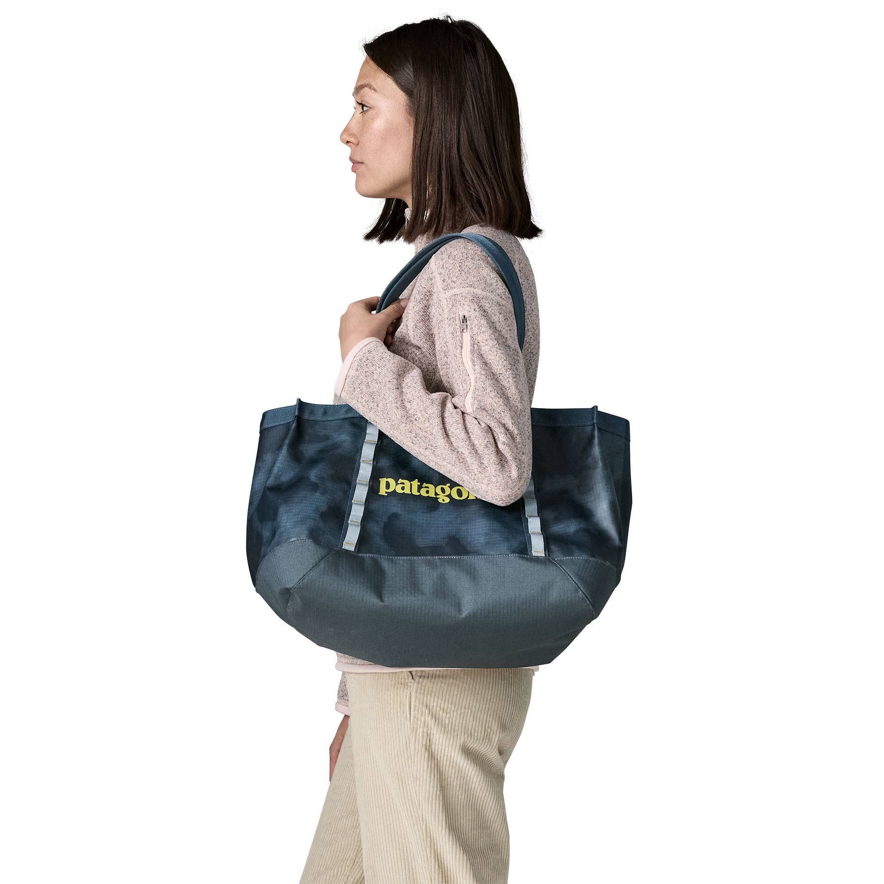 Black Hole Tote 25L 49032